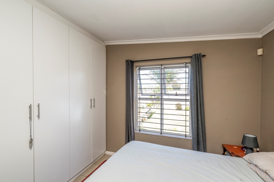 2 Bedroom Property for Sale in Viking Village Western Cape